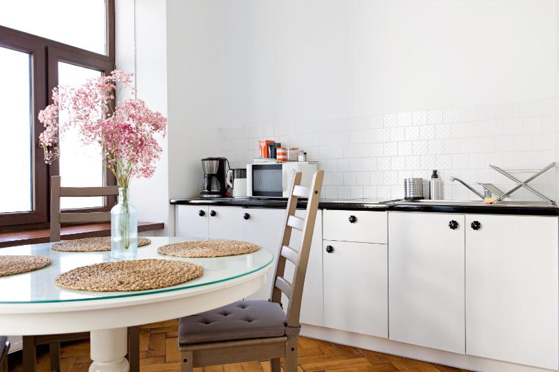 Apartamenty Królewska - image 3