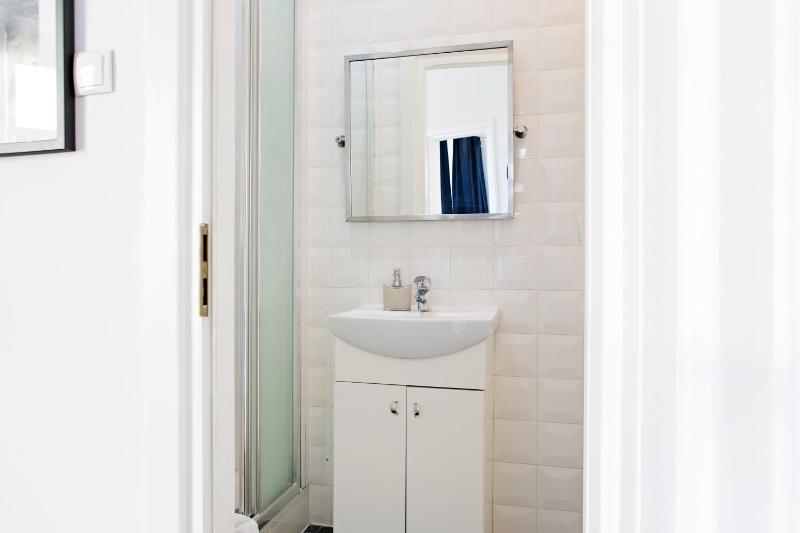 Two-Room Apartment image 4
