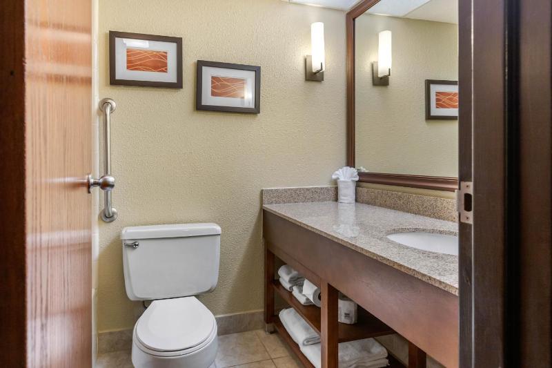 Double Room with Two Double Beds and Balcony - Non-Smoking image 1