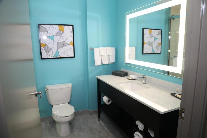 King Room - Non-Smoking image 1