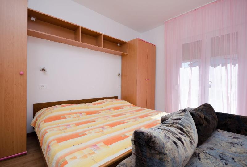 Double Room image 4