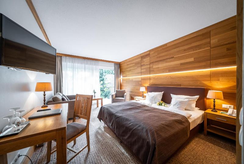 Double Room image 1