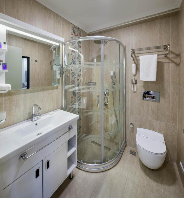 Standard Double Room image 1