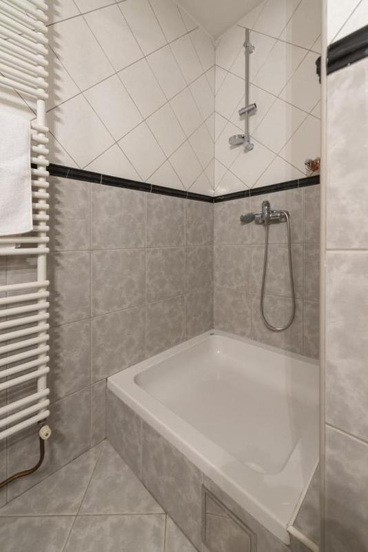 Apartment 1 image 1
