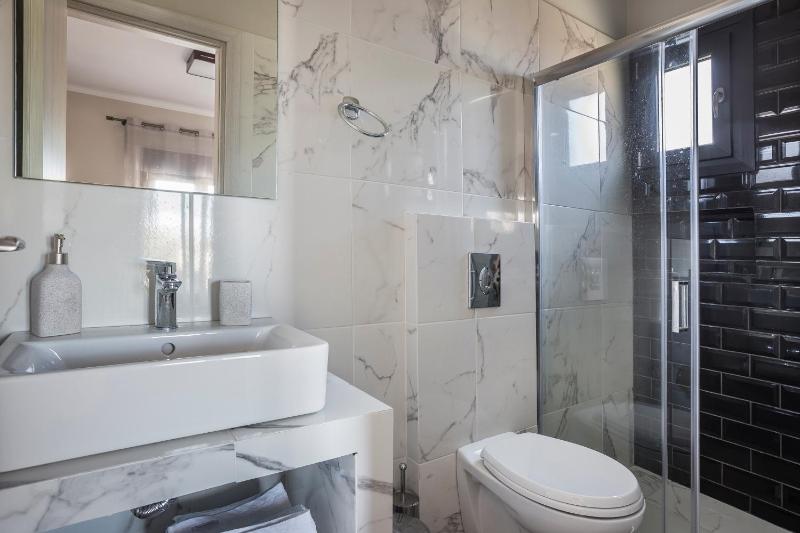 ONAR - LUXURY VILLAS - image 23