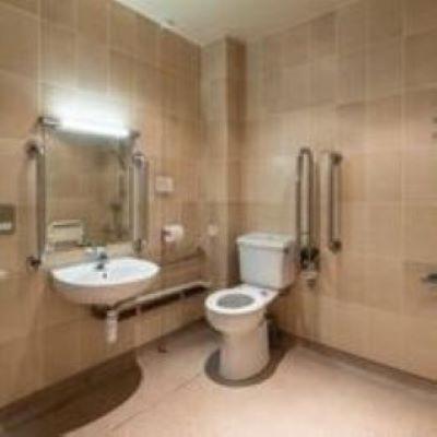 Double Room - Disability Access image 4