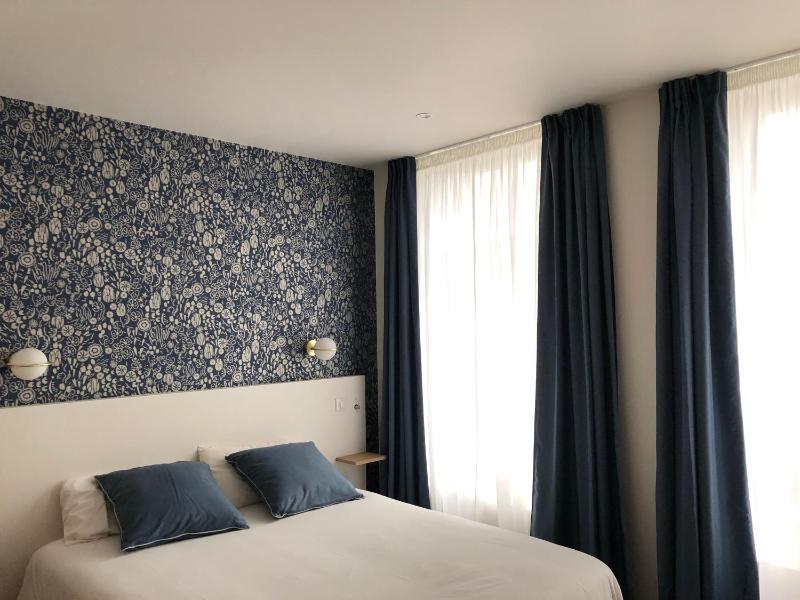 Superior Double Room image 1