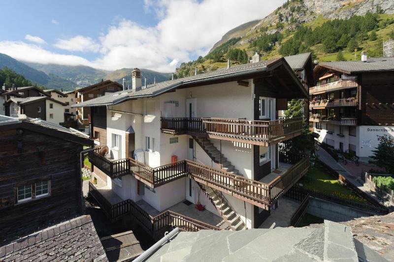 Chalet Aroleid Zermatt by Inspiringplaces Zermatt - image 6