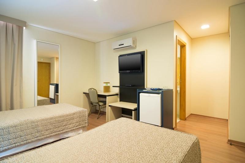 Hotel Financial - image 13