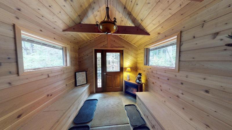 Four-Bedroom House image 4