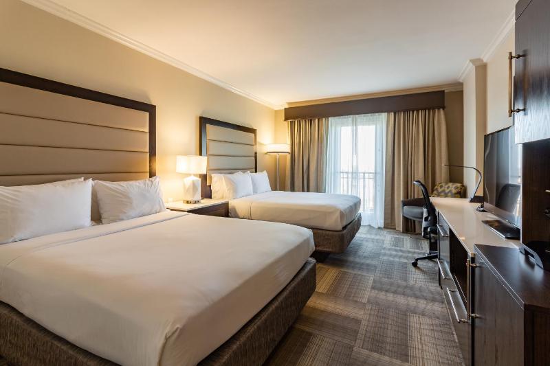 Queen Room with Two Queen Beds and Balcony - Non-Smoking image 2