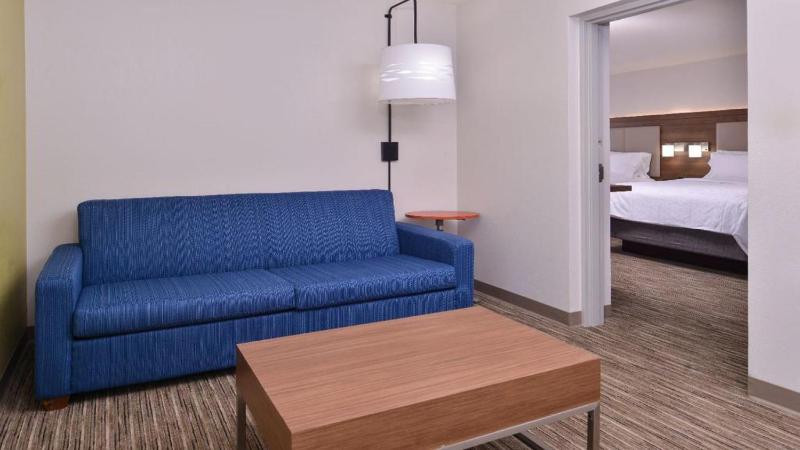 Suite with Two Beds - Non-Smoking image 3