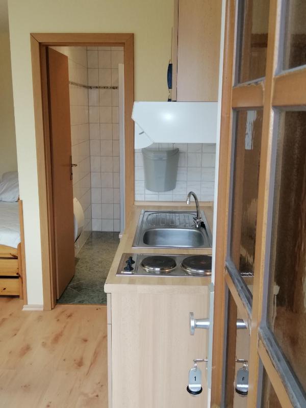 Standard Single Room with Shower image 2