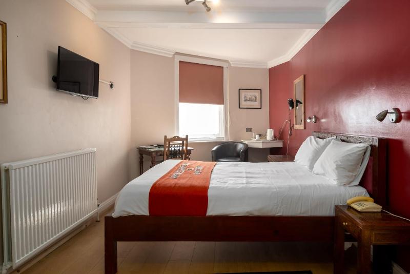 Double Room with Sea View image 3