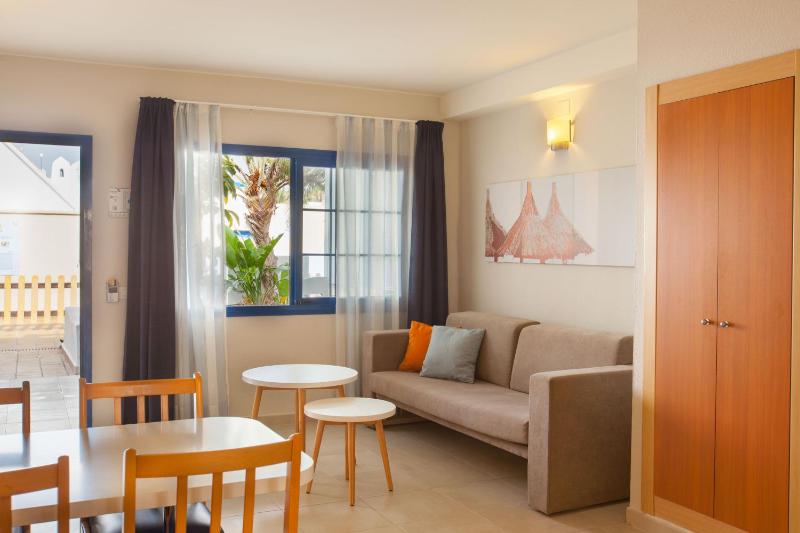 One Bedroom Apartment (3 adults + 1 child) image 4