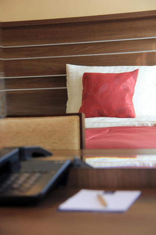 Business King Room image 4