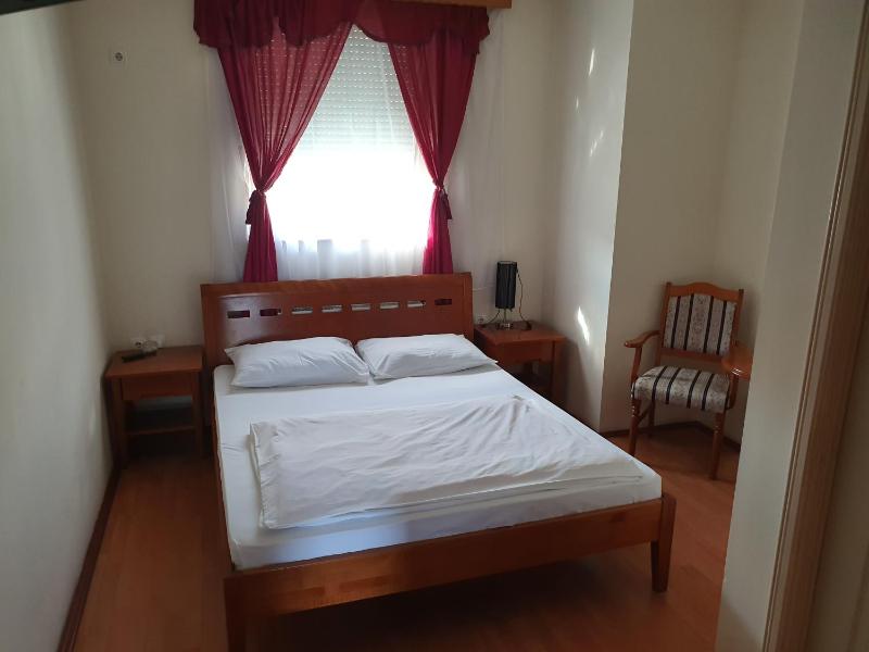 Deluxe Single Room image 4