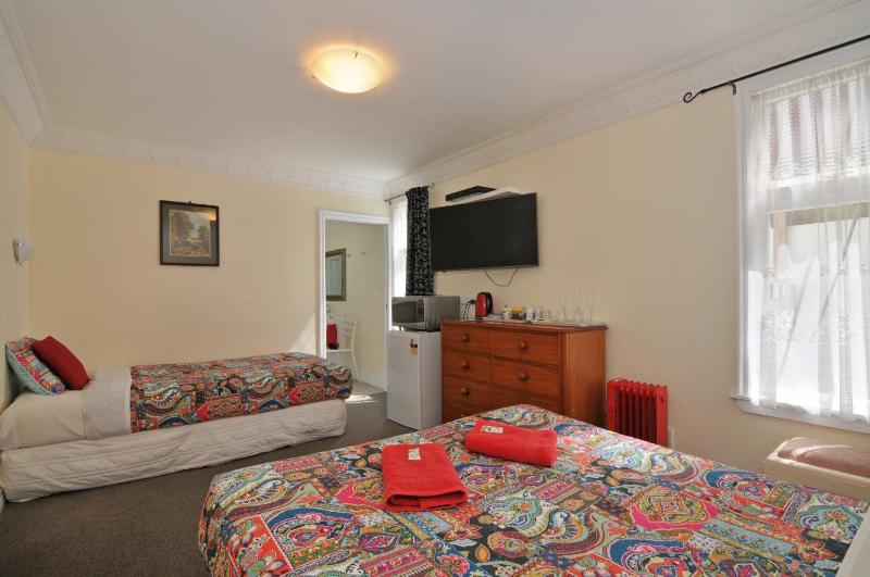 Richmond Guest House - image 3
