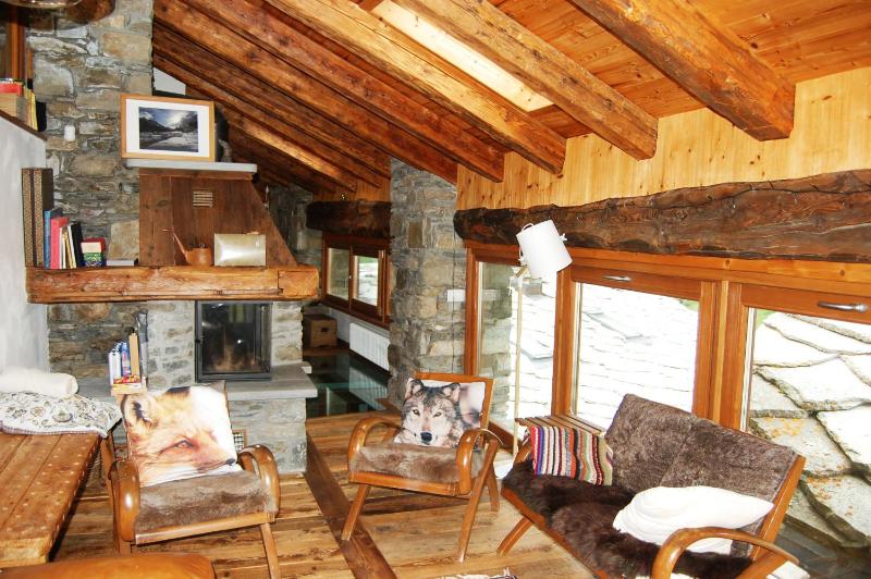 Superior Apartment image 2