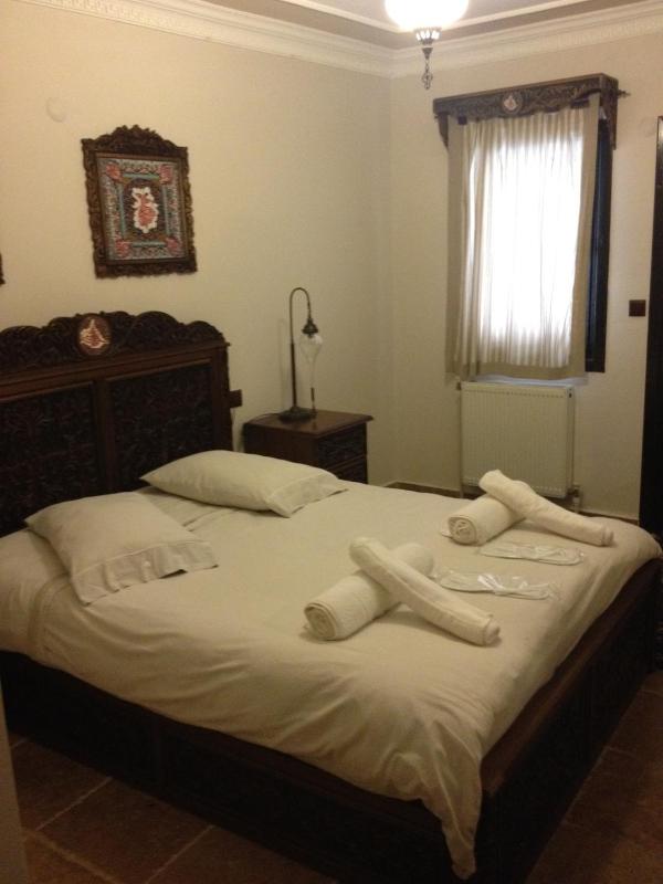 Standard Double Room image 4