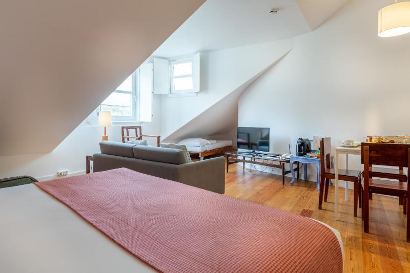 Studio Apartment image 4