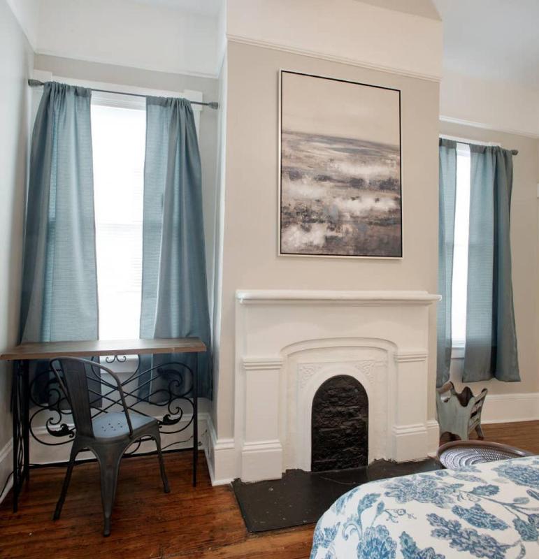 Huge 5 bed 5 bath in Historic Downtown Savannah - image 24