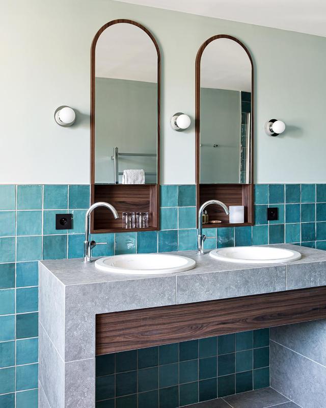 Deluxe Triple Room image 2