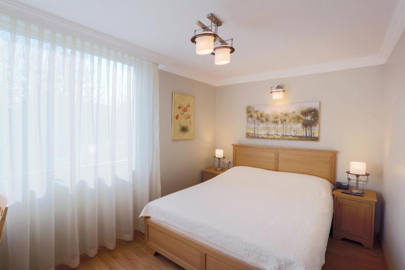 Standard Double or Twin Room image 4