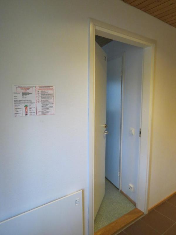 Single Room image 4