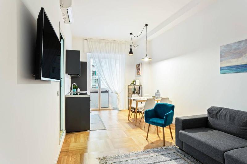 Apartment image 3