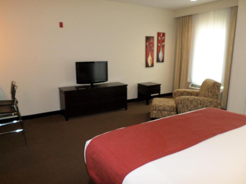 King Room - Disability Access image 3