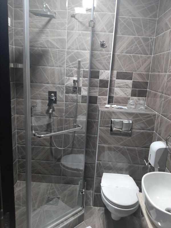 Triple Room with Balcony image 2