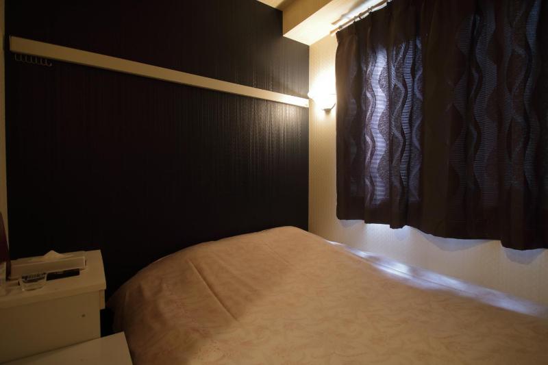 Tokyo Tourist Inn - image 11