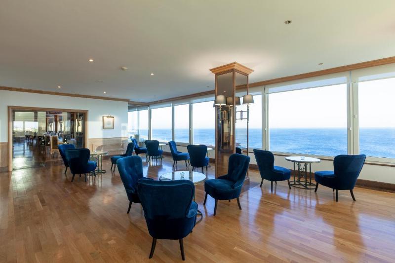 Carcavelos Beach Hotel - image 41