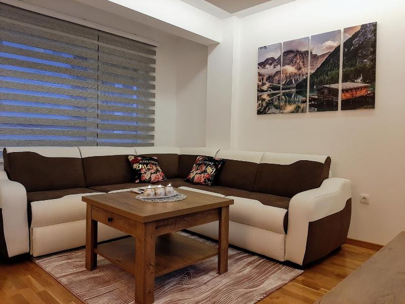 Apartment image 2
