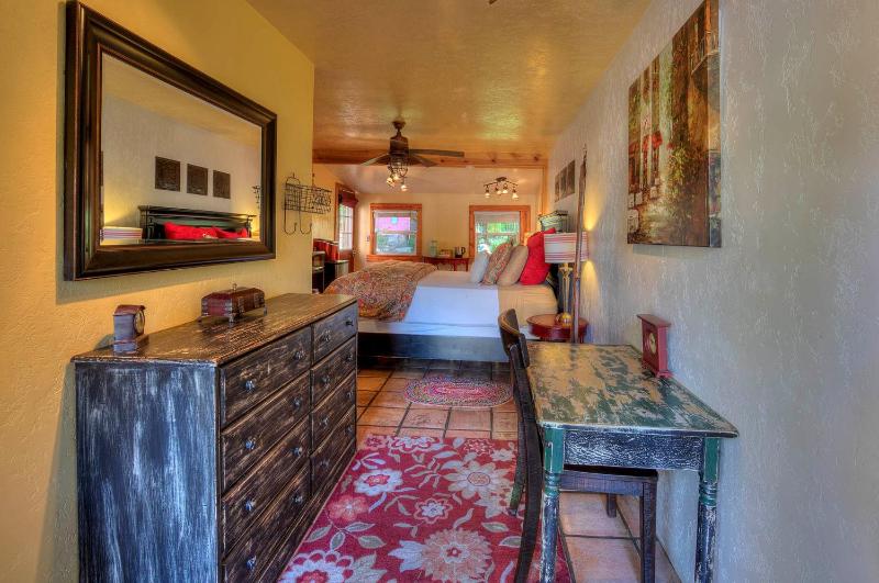 Cali Cochitta Vacation Rentals - image 30