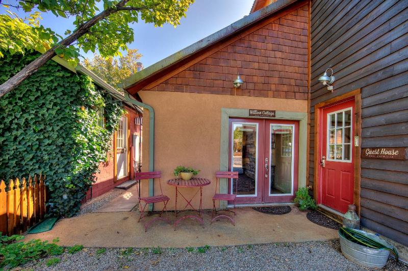 Cali Cochitta Vacation Rentals - image 17