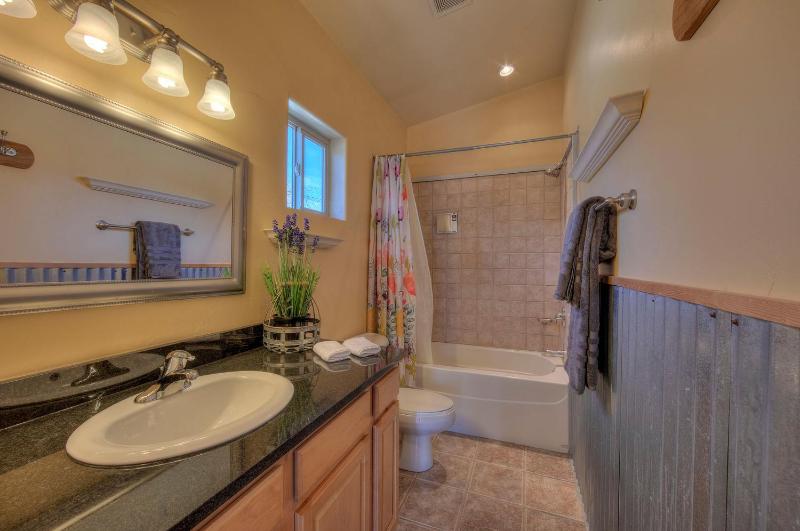 Cali Cochitta Vacation Rentals - image 21