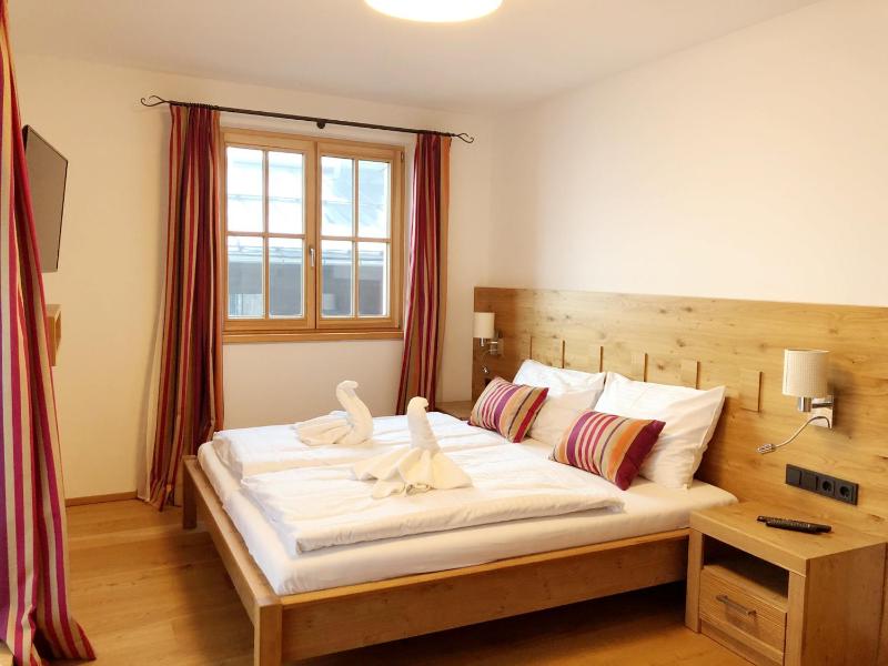 Three-Bedroom Apartment image 4