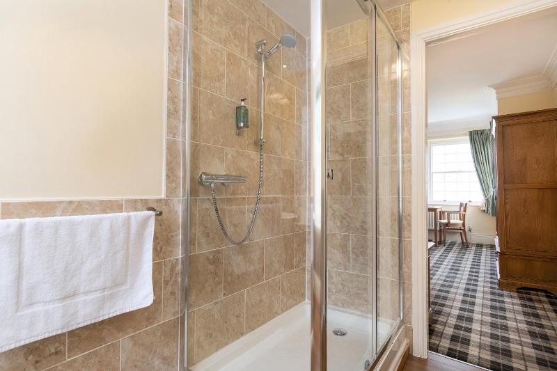 Deluxe Double Room with Sea View image 3