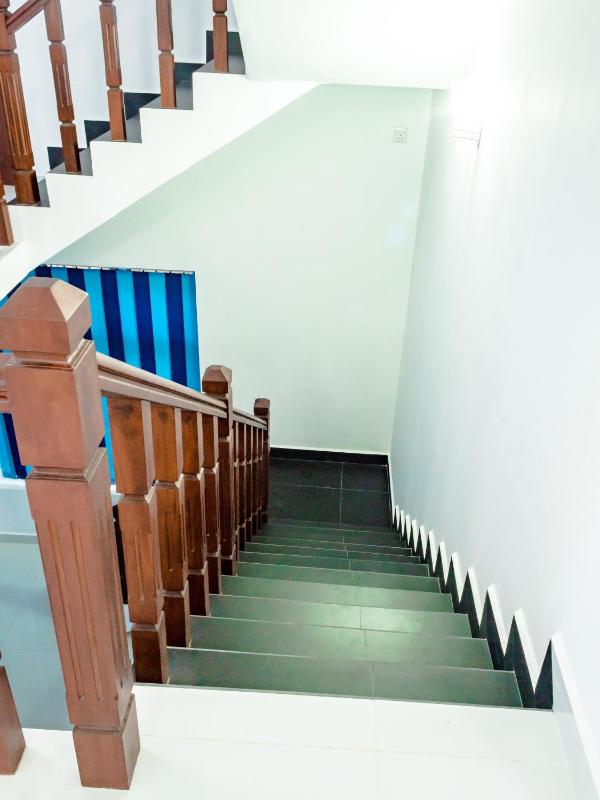 Royal City Inn - image 10