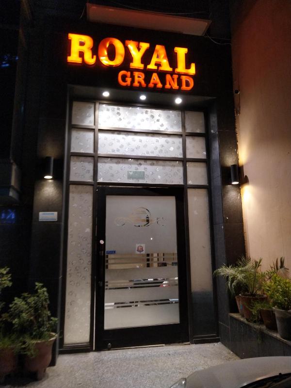 Hotel Royal Grand - Opposite Axis Bank East Patel Nagar - image 19
