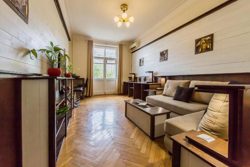 2х-кімнатна квартира на Майдані Незалежності Images