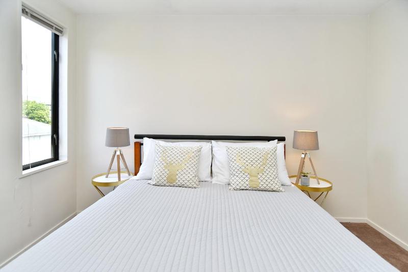 Next to Hagley Park - 7 Night special deals - Bookahome - image 49