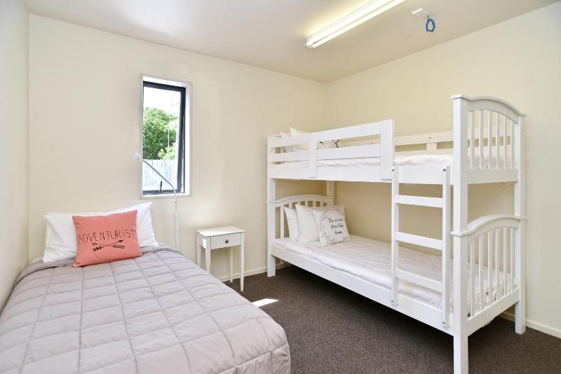 Next to Hagley Park - 7 Night special deals - Bookahome - image 22
