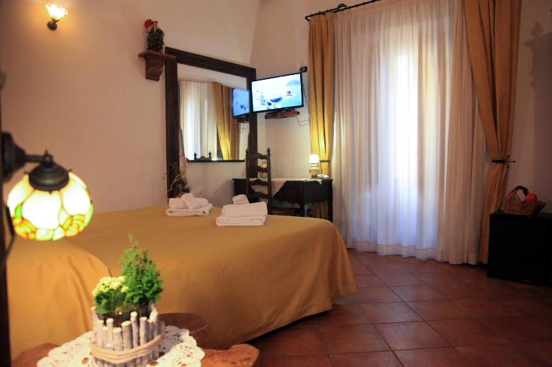 Donnaciccina Accomodation - image 14
