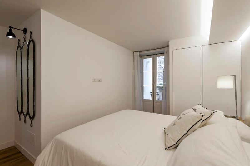 Superior Apartment image 3