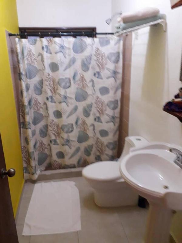 Cancun Guest House 3 near Ado bus terminal and 25 min from-to airport by shuttle - image 11