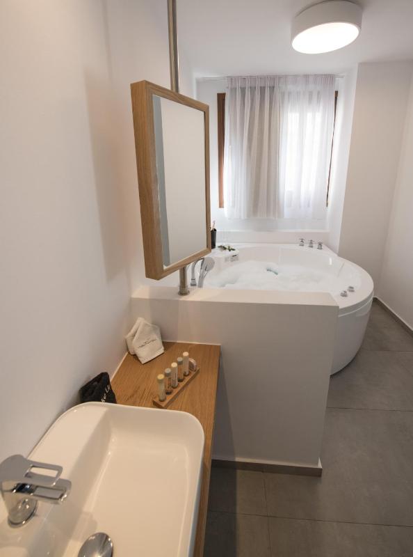 Natura Luxury Boutique Hotel Skopelos - image 12