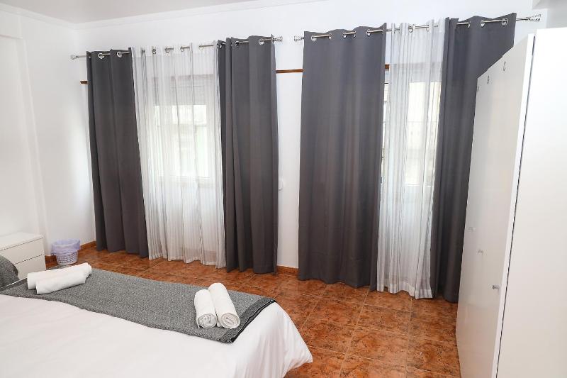 Triple Room with Shared Toilet image 2